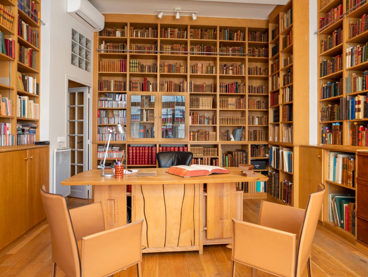 Inside Librairie Hatchuel